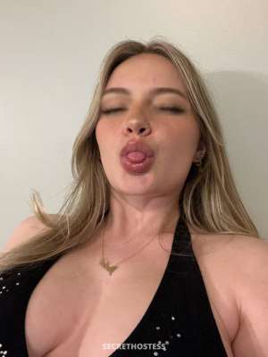 24 year old Escort in Düsseldorf Mikaella