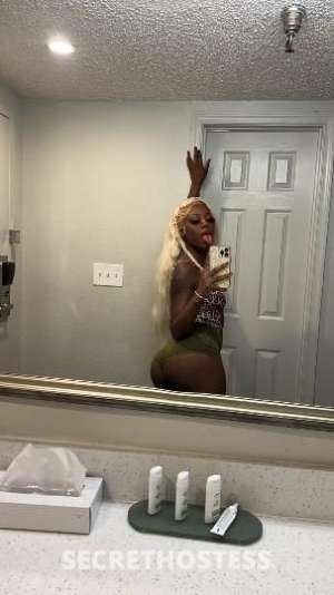 Luscious 22Yrs Old Escort Image - 2