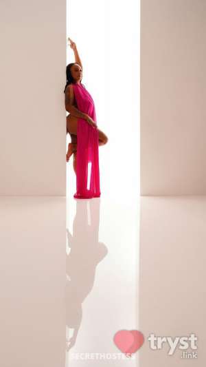 20 year old Black Escort in Lewisville TX Honey Chow - Your sweetest escape