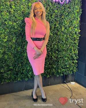 20 year old Mixed Escort in Kansas City MO Nadia - Hello Gentlemen