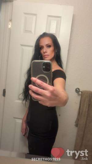 30 year old White Escort in Columbia SC Erin - Irish beauty