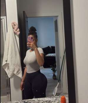 22 year old Asian Escort in Dahab Sandra, escort
