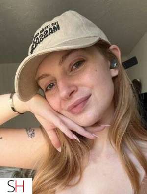 27 year old Caucasian Escort in Longueuil Belle femme dispo pour toi