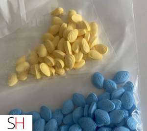 30 year old Caucasian Escort in Saint-Lin-Laurentides Cils et Viagr dispo