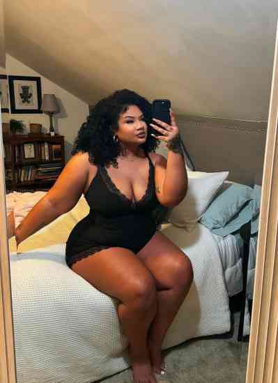 25 year old Dominican Escort in Sunbury Here to get your engines roaring (CLICK ON MY WEBSITE LINK 