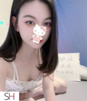 20 year old Asian Escort in Richmond New to Canada