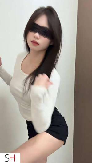 26 year old Asian Escort in Saint-Basile-le-Grand Incall Beloeil asiatique Asian Chinoise gfe nuru fontaine