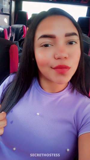 27 year old Latino Escort in Montreal Hola soy Cristina una LATINA nueva en el area llamame IN 
