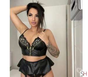 24 year old Latino Escort in West Sussex 🍒NAUGHTY CHRIS 🪩 🔝HOTTEST BRUNETTE 🔝PARTY, 