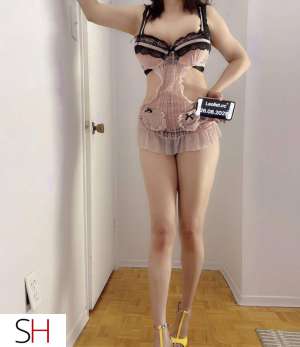 Miki 28Yrs Old Escort Laval Image - 1