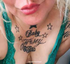 36 year old Escort in Prince George Available this afternoon &amp; evening after 6pm