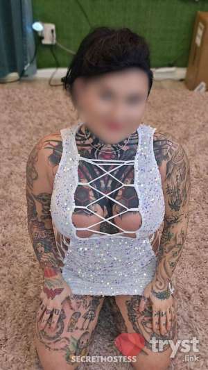0 year old Escort in Detroit MI Victoria - Fun Sized Tattooed Slut
