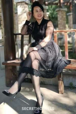 45 year old Asian Escort in Bell Park Geelong Geelong Asian mature lady just arrived, Bell Park