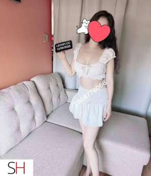 25 year old Asian Escort in Tricities/Pitt/Maple New Girl Sofia waiting for you at Coquitlam Center