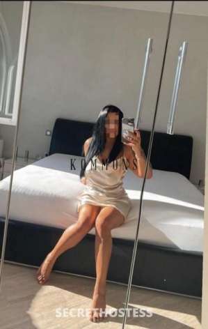 25 year old Escort in Islington - N1 London Passionate Escort Antonia for Outcalls &amp; Incall