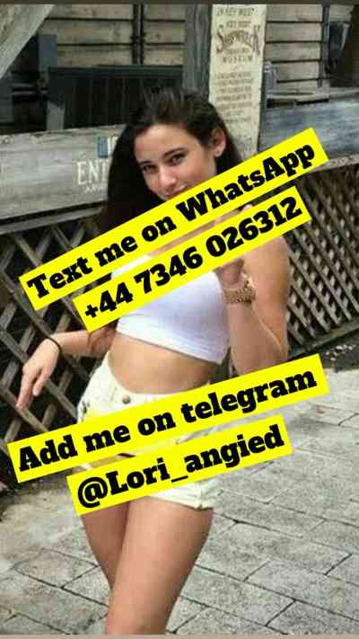 28 year old Escort in Faringdon Am available for hookup