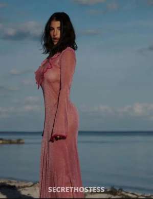 26 year old Escort in Maroochydore Sunshine Coast Hi I’m available for incall and outcall service in 