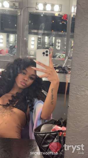 20 year old Black Escort in Milwaukee WI Jazzmine - Serious inquiries only
