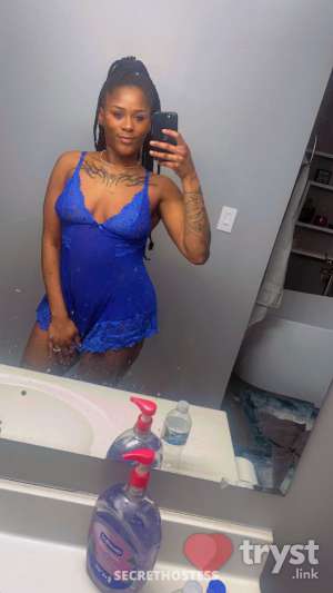 20 year old American Escort in Kenosha WI Kinky queen for the gentleman all manner of adult delights 