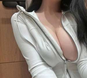 25Yrs Old Escort Size 8 Albury Image - 2