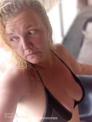 37 year old Escort in Niagara Magic Mouth Monica