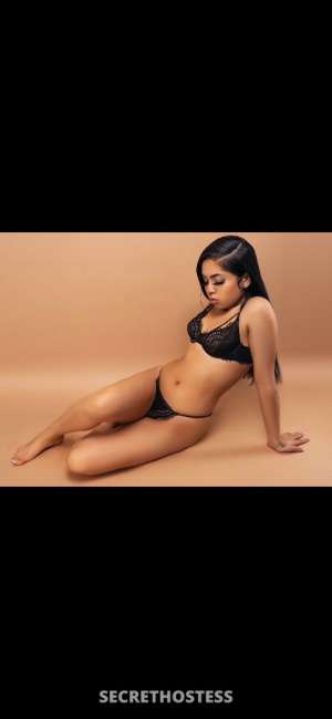 21 year old Escort in Pullman WA leaving tomorrow SLIM PETITE 😍first time HERE ‼🌹