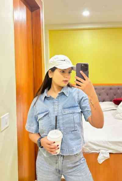 25 year old Asian Escort in New City NY Indian punjabi girls are available in New York