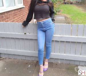 35 year old English Escort in Sefton Merseyside Naughty SCOUSER, Independent