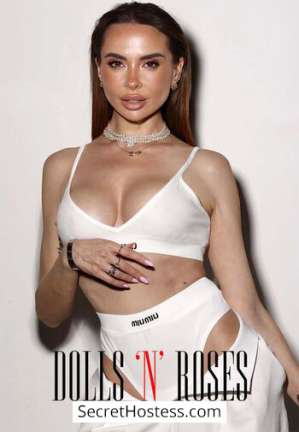 23 year old Escort in London Noa, Dolls and Roses Agency