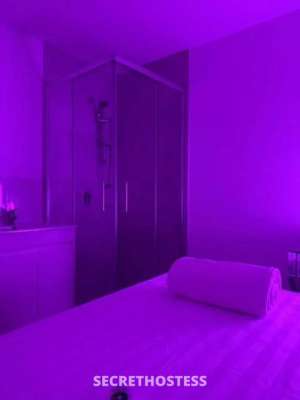 20 year old Cambodian Escort in Paddington Brisbane Nuru B2B Sensual Massage pretty Girls, Paddington