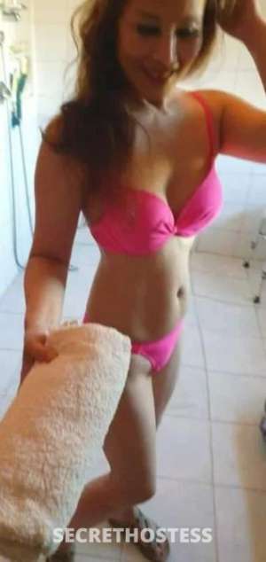 29 year old Escort in Mount Gravatt Brisbane PINKY Sexy and Experienced I won't dissapoint, Mount 