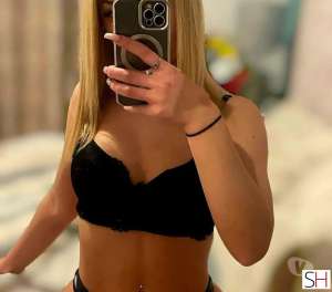24 year old Latino Escort in Basildon Essex Ella and maya new party girls on area, Independent