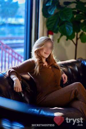 29 year old Latin Escort in Waltham MA Brianna - Reward Seeker