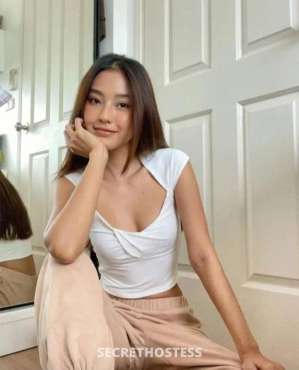 20 year old Japanese Escort in Gold Coast Japanese Alina uni students looking for great sex, Gold 