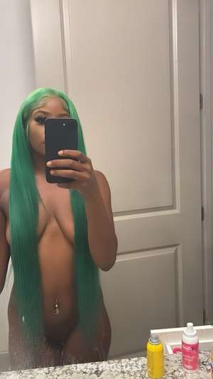 25 year old American Escort in Mobile AL Famous squirt queen 💦💦 upscale gem with private incall