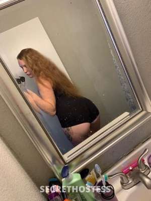 22 year old Escort in Las Vegas NV you aint naver seen a thick white girl with freckles come 