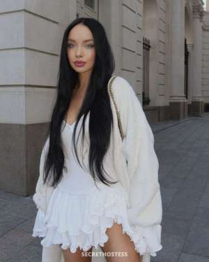 24 year old Escort in Düsseldorf Violetta