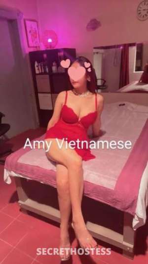 28 year old European Escort in Glenfield Sydney Nuru Massage-Golden Apple Massage shop open at Glenfield