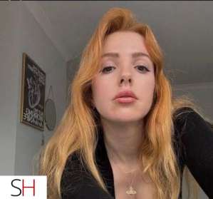 24 year old Asian Escort in Barrie im hot, sweet, straightforward to business