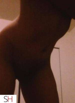 25 year old Caucasian Escort in Saint-Hyacinthe OUTCALL/INCLALL Séléna femme fontaine experte en bbj