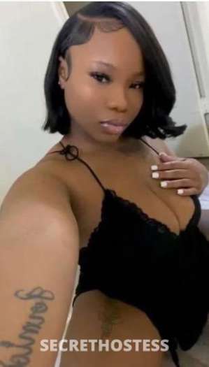 25Yrs Old Escort Racine WI Image - 1