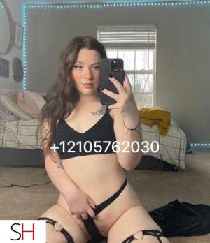 26 year old Caucasian Escort in Strathcona County Im always available to fuck you hard and suck on your balls