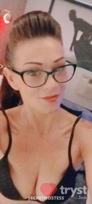 33 year old Italian Escort in Torrance CA Secret Pinup: Sensuality in Tattoos and Lace