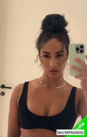 25 year old European Escort in Lyon Escort model Disponible maintenant, Lyon