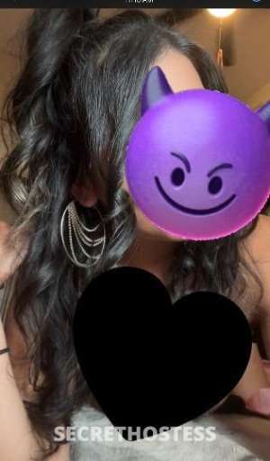 23 year old Japanese Escort in Fresno CA Cum &amp; Go .Let me make your day