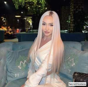 21 year old Escort in Los Angeles CA Escort model KATE, Los Angeles