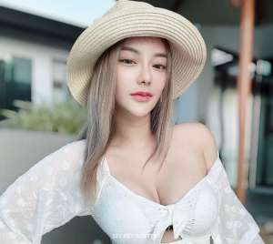 28 year old Escort in Bangkok Ana 28Yrs Old Escort Blonde C Cup 52KG 157CM Tall Bangkok