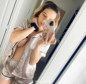 28 year old Caucasian Escort in Comox Balley im available for all escort services