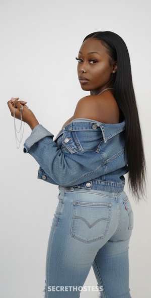 Azuri 20Yrs Old Escort Raleigh NC Image - 7