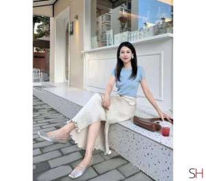 23 year old Asian Escort in Cambridge Very Sexy and Busty Asian Escort Cambridge Town Center!, 